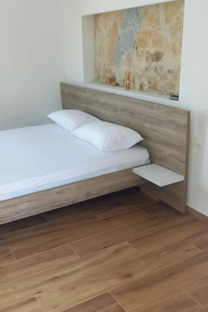 SarandëRelino House公寓